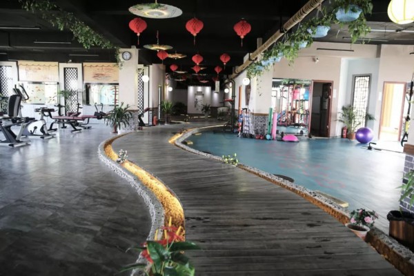 重庆游山玩水,别忘了体验正宗按摩! 重庆游山玩水,别忘了体验正宗按摩!